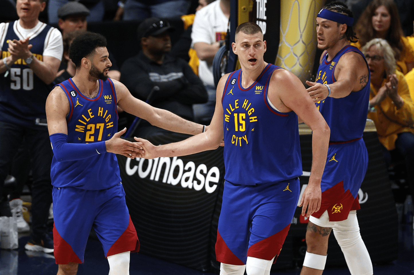 鹈鹕横扫广东队,约基奇高光表现 鹈鹕横扫广东队,约基奇高光表现