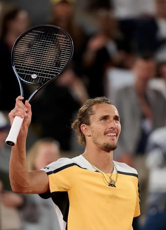 年终总决赛轻取ATP总决赛，阿尔卡拉斯惊艳四座