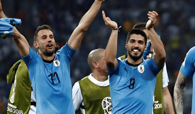 乌拉圭轻取墨西哥，凯恩状态火热