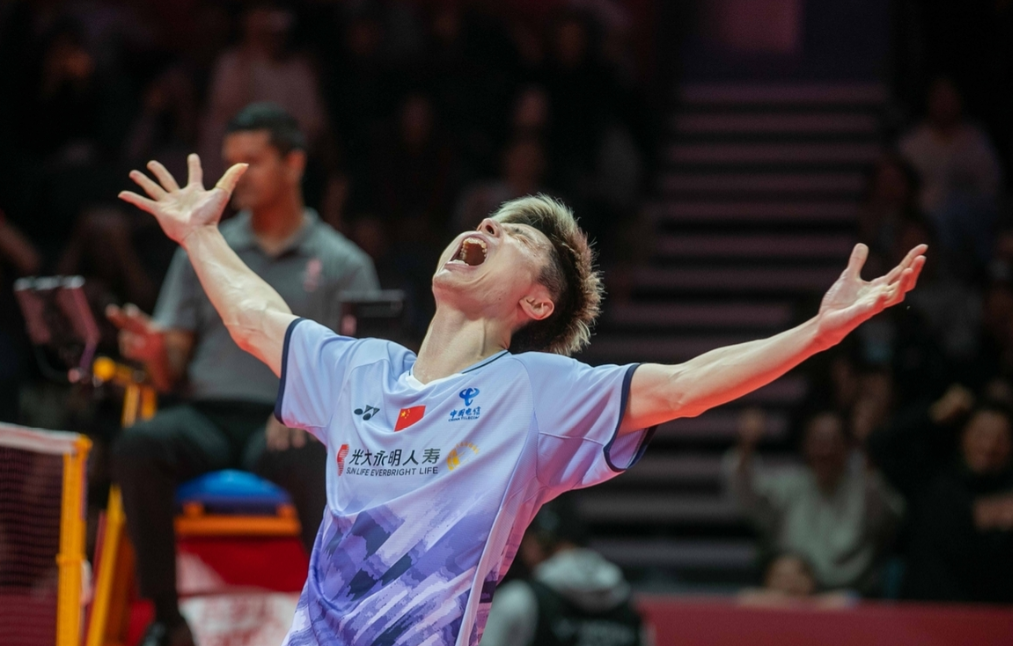 中国队逆转日本队,石宇奇高光表现 中国队逆转日本队,石宇奇高光表现