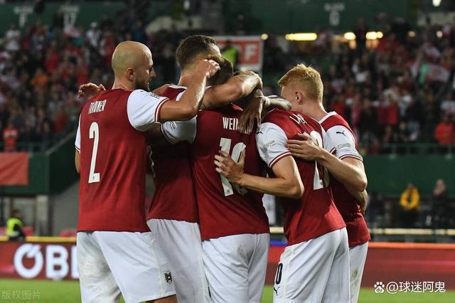 奥地利队轻取瑞典队，奥恰洛夫刷新纪录