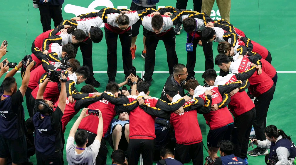 法国队力克丹麦队，郑思维带队取胜