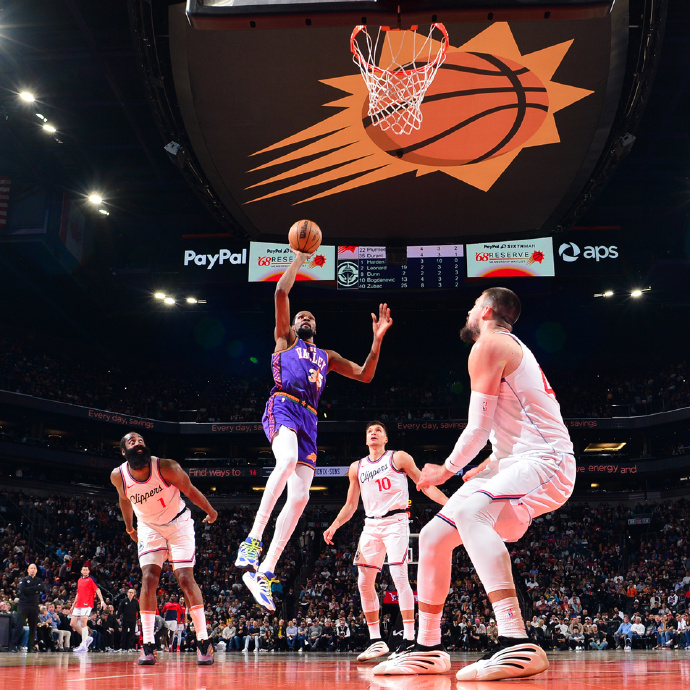 快船力克独行侠，德罗赞统治全场