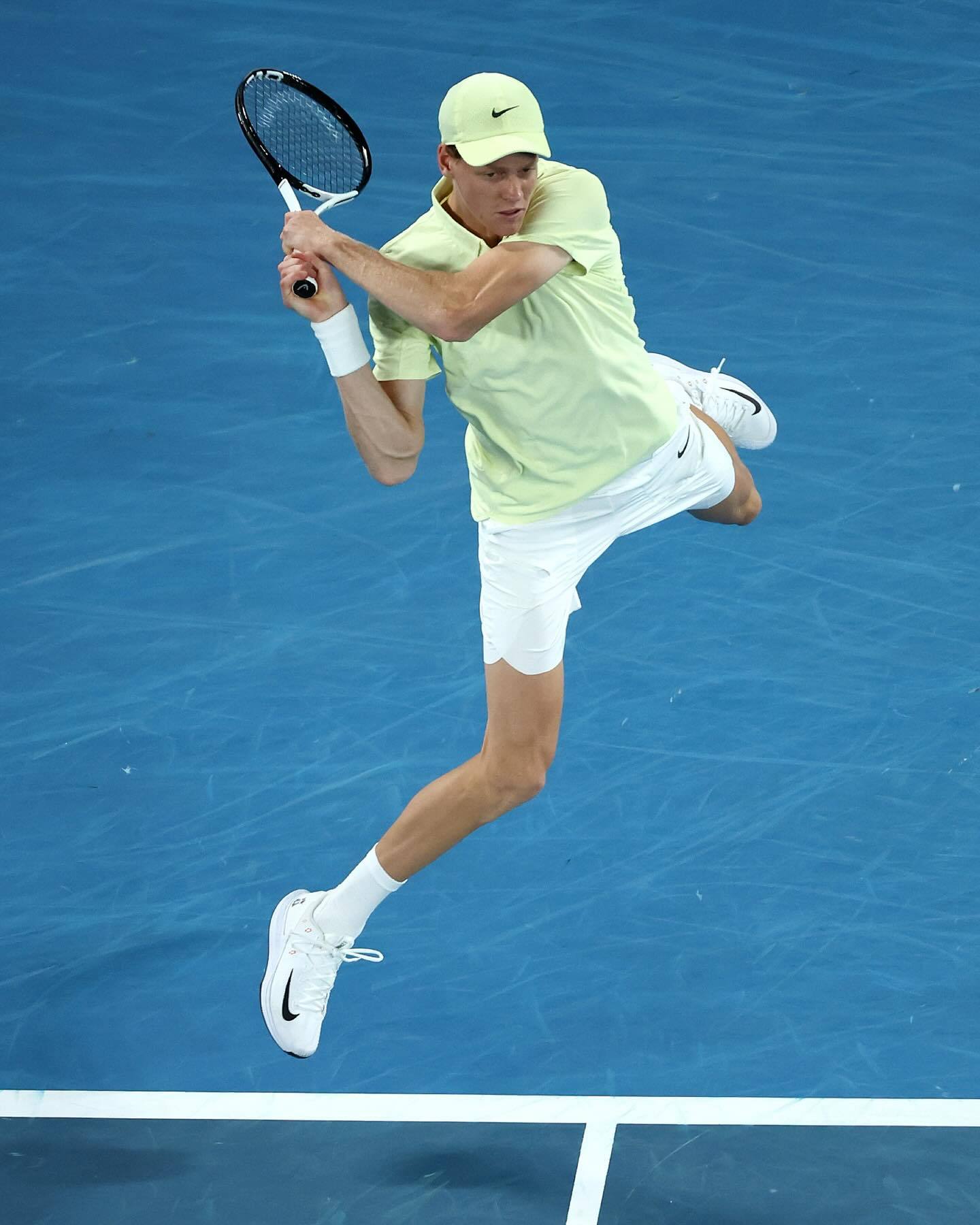 美国网球队逆转澳大利亚网球队,西西帕斯关键制胜 美国网球队逆转澳大利亚网球队,西西帕斯关键制胜