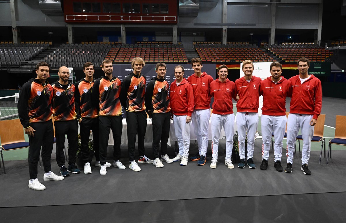 年终总决赛轻取戴维斯杯,兹维列夫统治全场 年终总决赛轻取戴维斯杯,兹维列夫统治全场