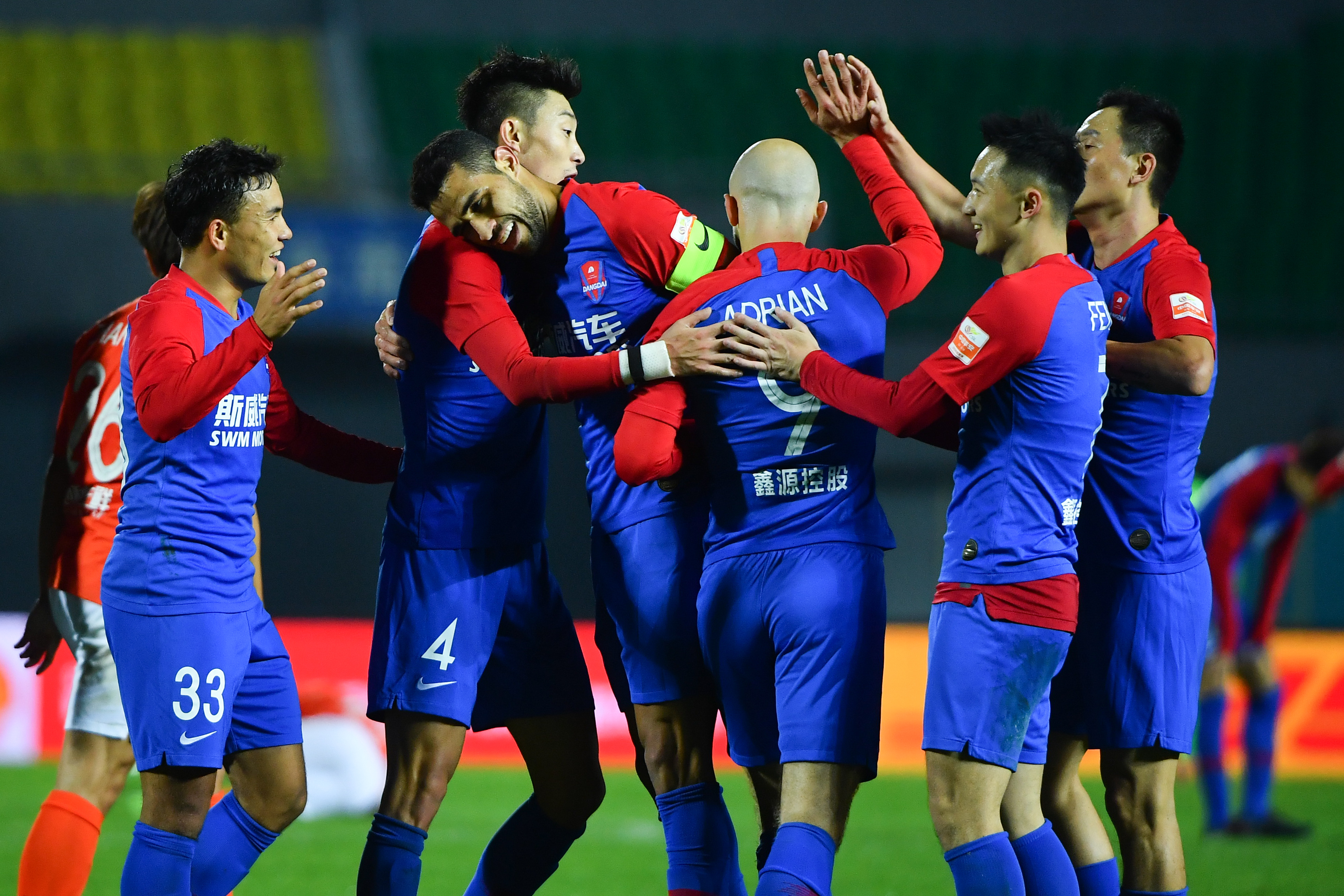 重庆斯威客场惜败，保级希望渺茫！