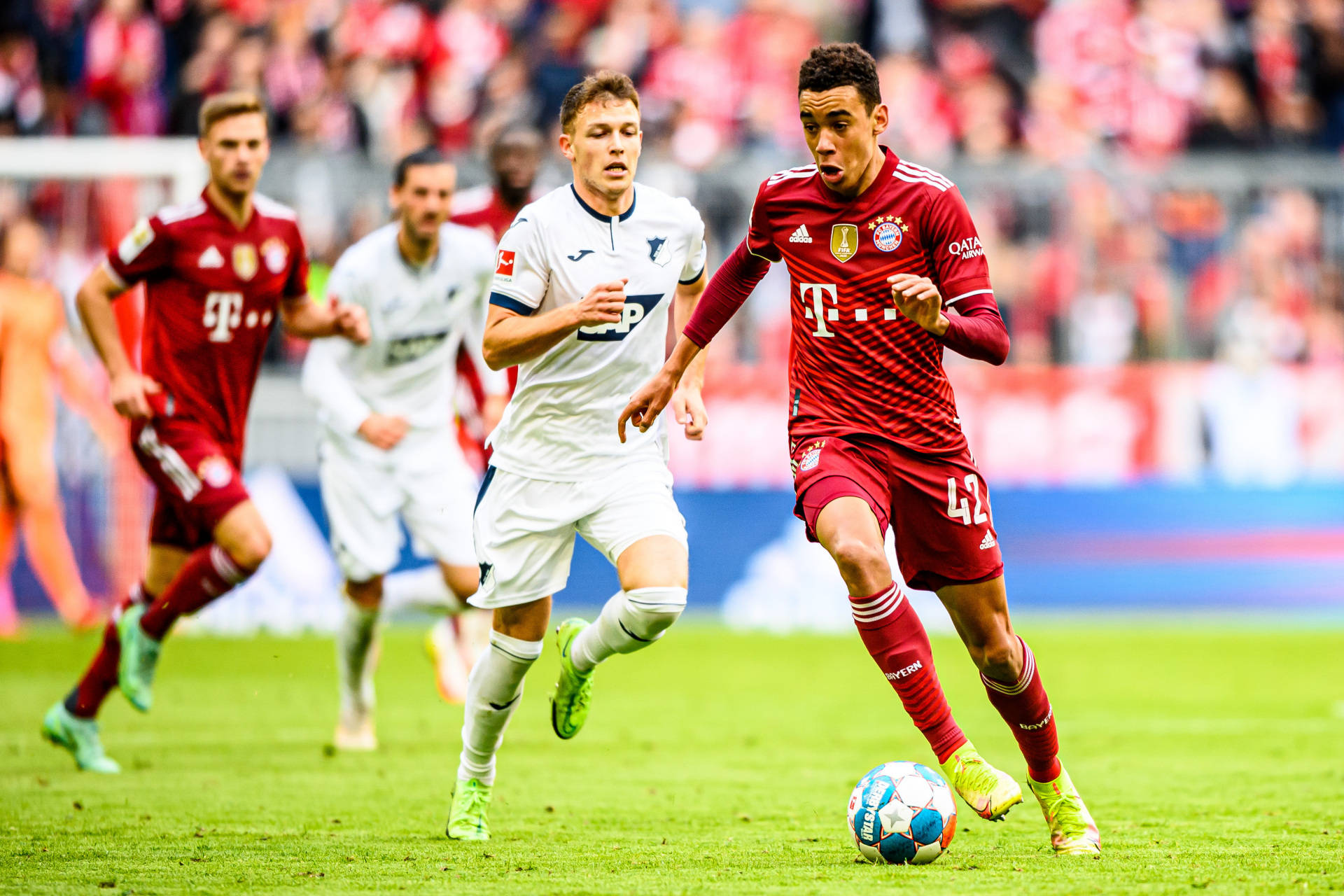 德甲霸主引进顶级外援造成联赛新变化 德甲霸主引进顶级外援造成联赛新变化