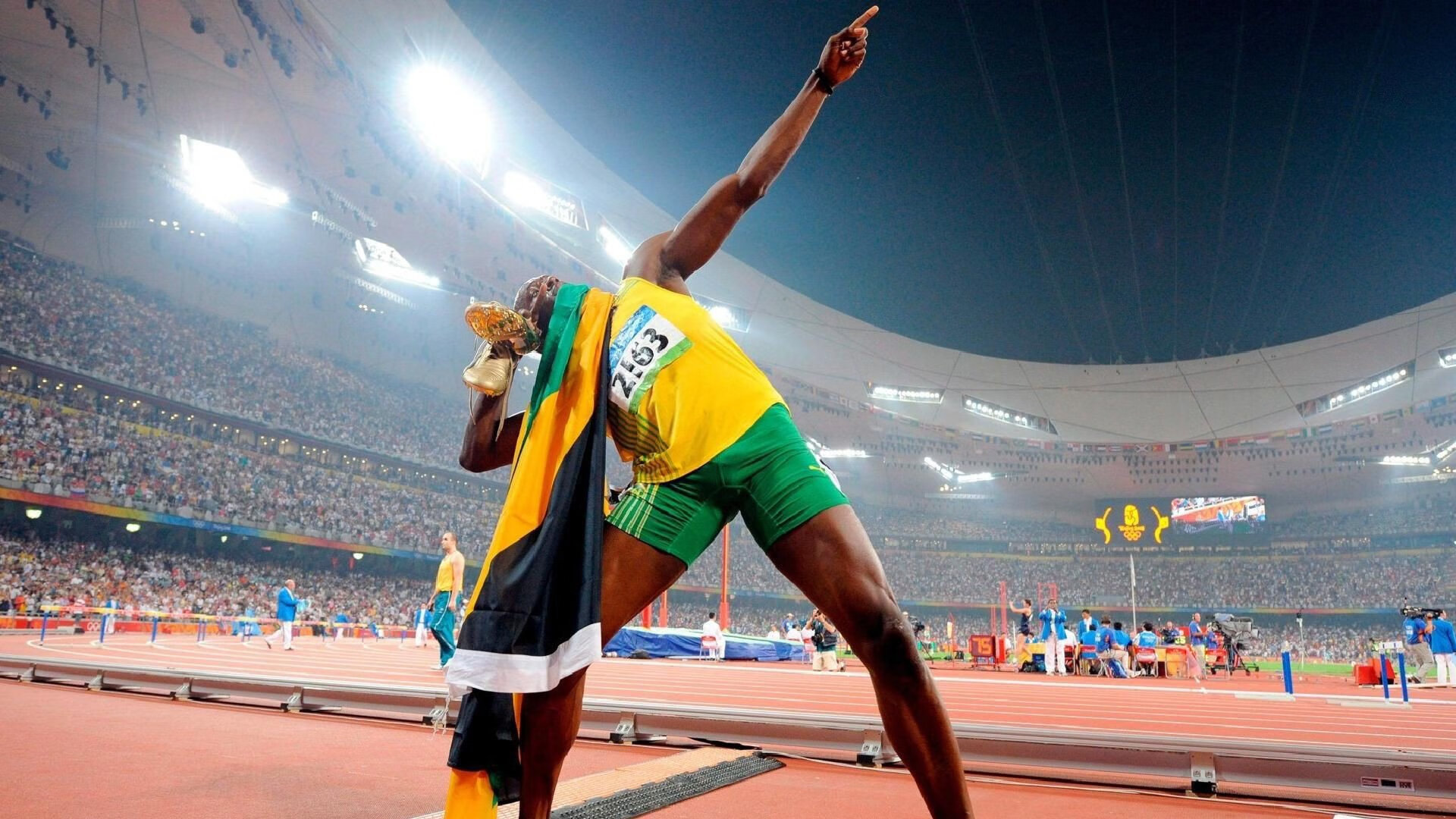 跨越草地的火焰，德约科维奇美网绝杀温网，点燃时代交汇的赛场